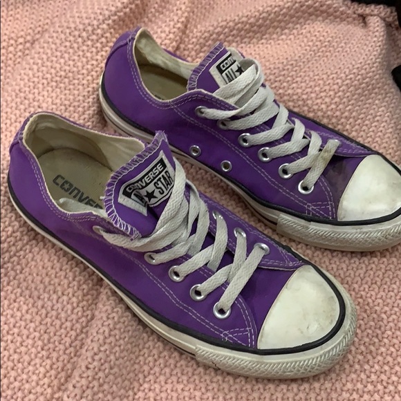Converse - Picture 2 of 3